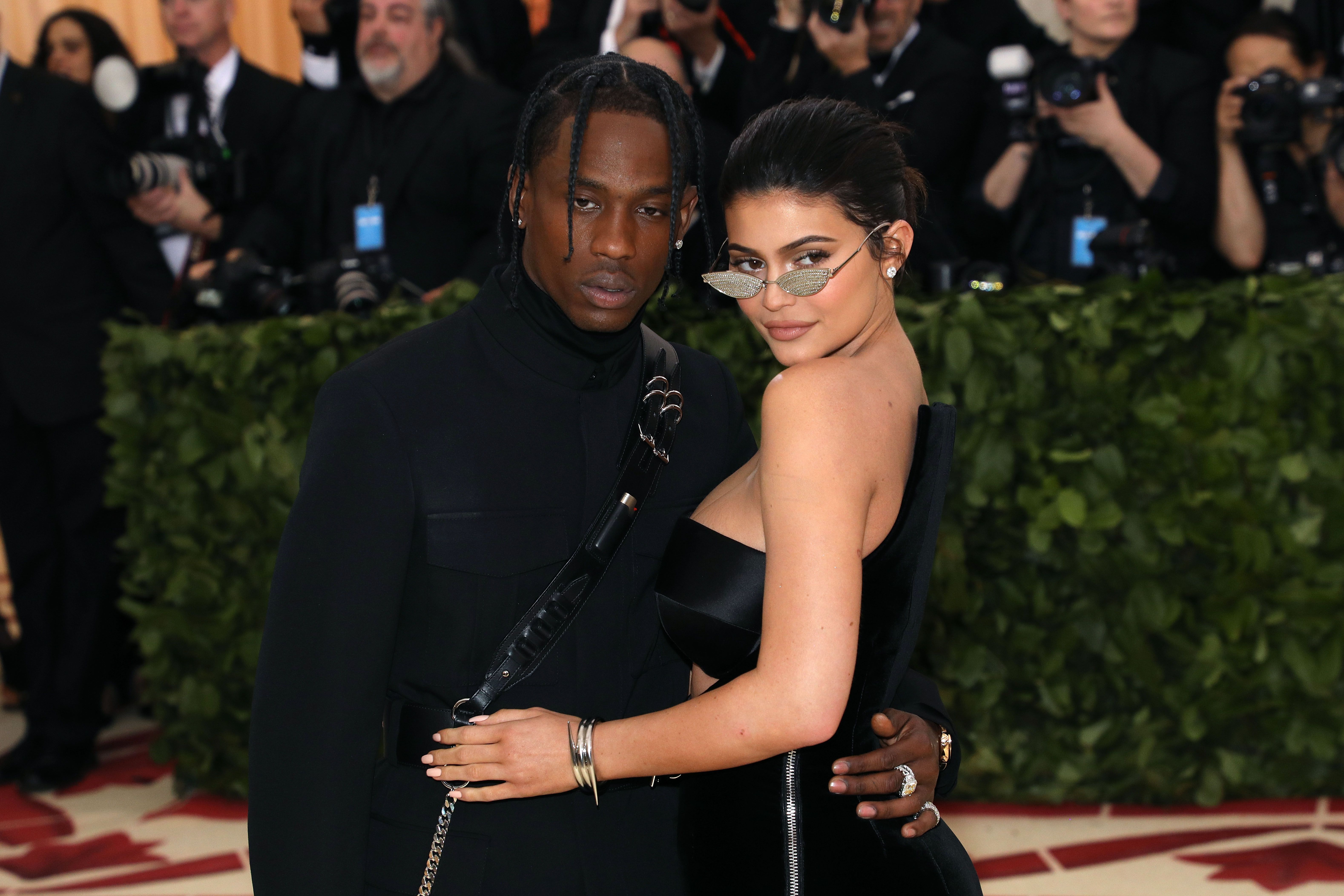 Travis Scott And Kylie Jenner Wallpapers Wallpaper Cave