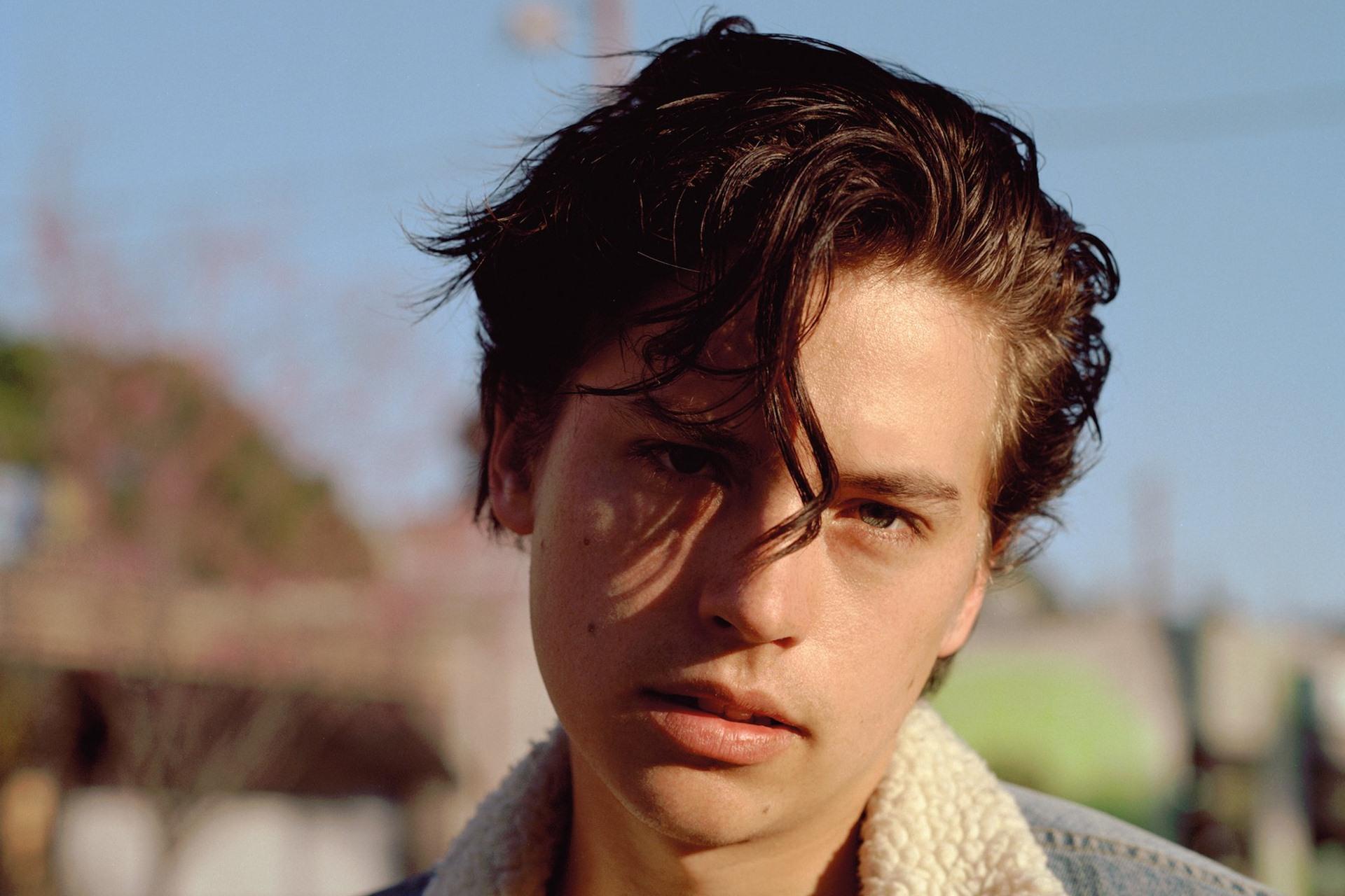 Cole Sprouse Desktop Wallpapers Wallpaper Cave