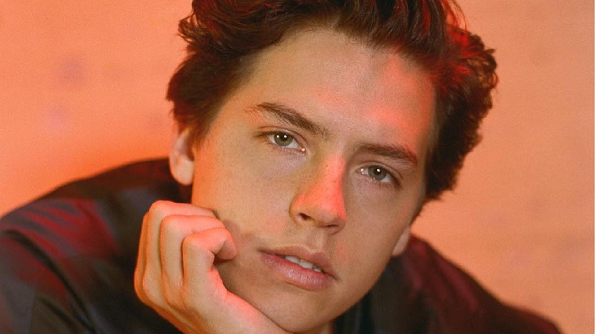 Cole Sprouse Desktop Wallpapers Wallpaper Cave