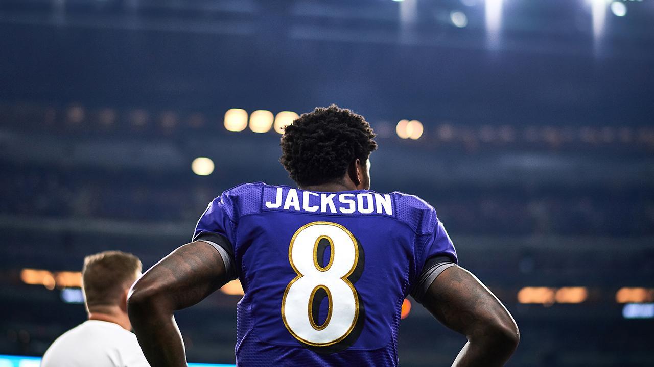 Lamar Jackson Baltimore Ravens Wallpapers Wallpaper Cave