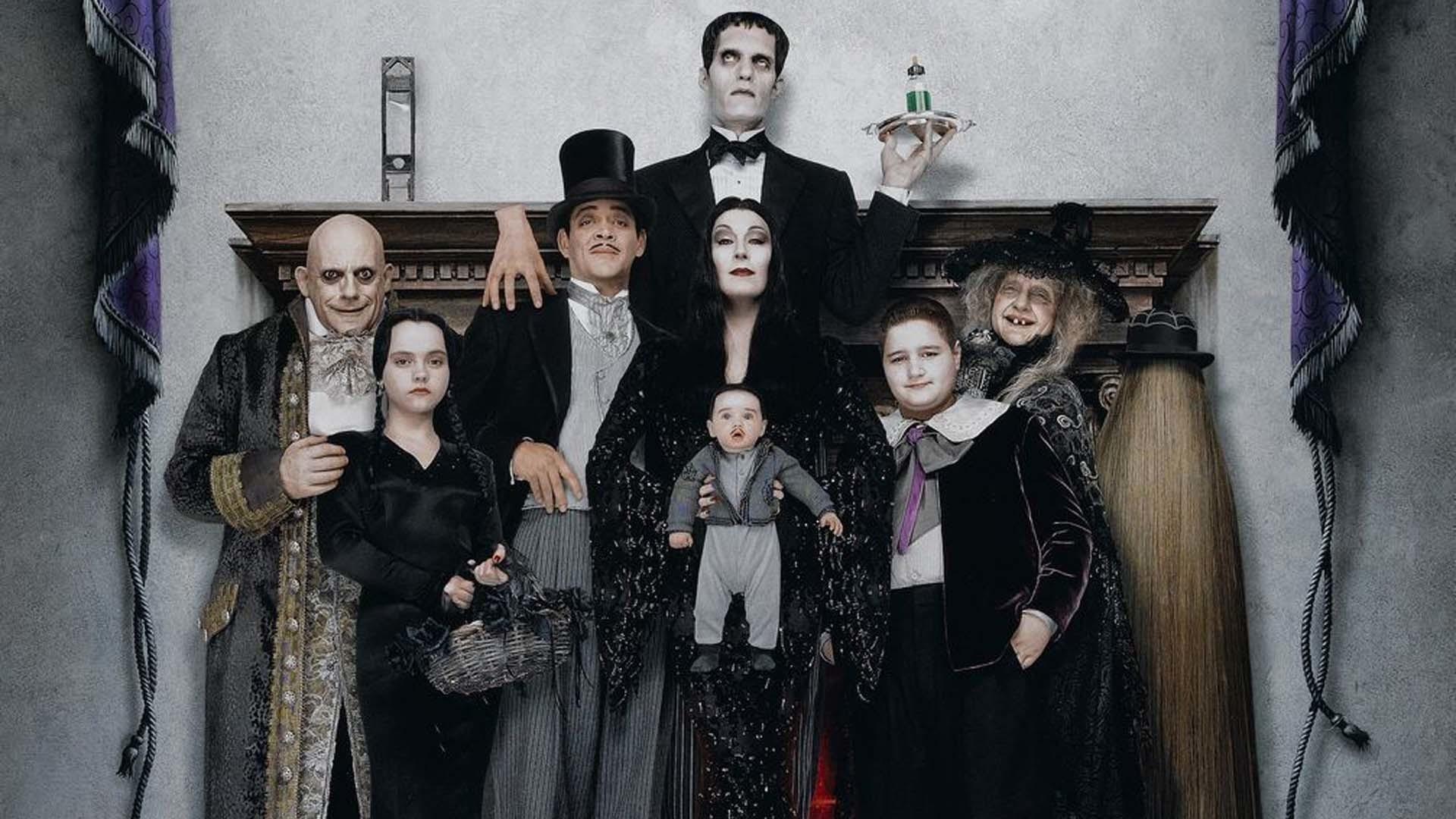 The Addams Family Wallpapers Wallpaper Cave