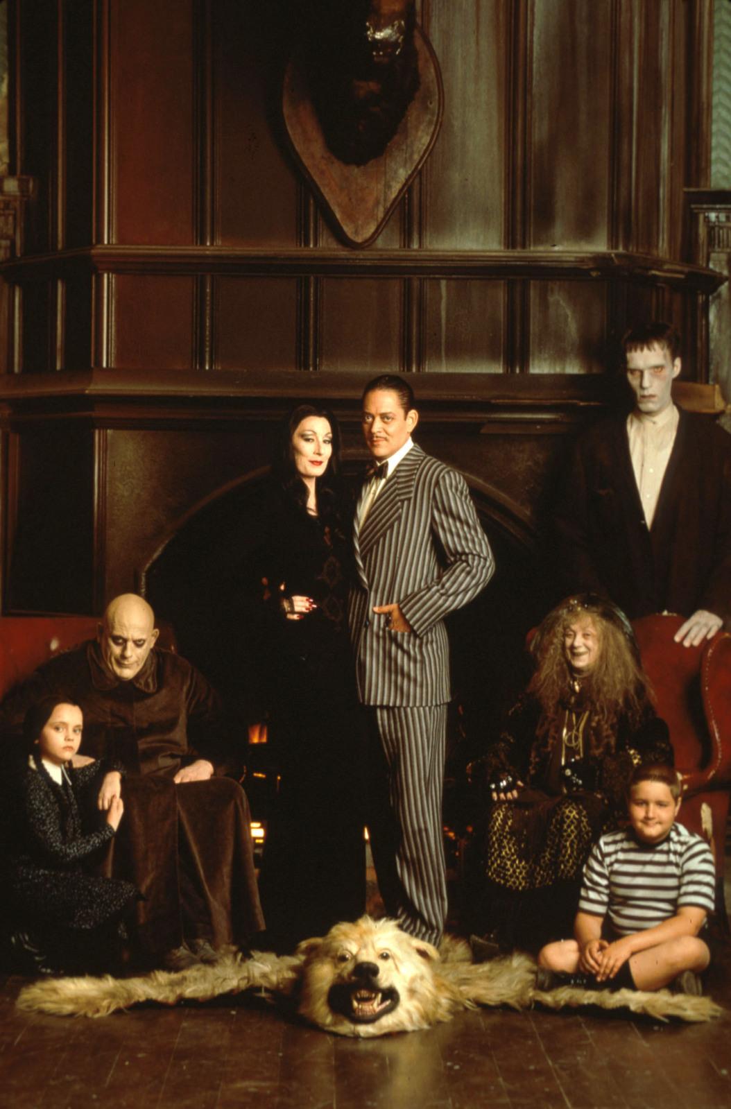 The Addams Family Wallpapers Wallpaper Cave