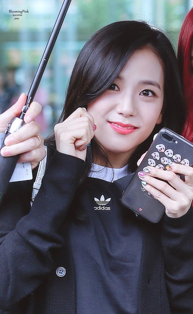 Jisoo Cute Wallpapers Wallpaper Cave