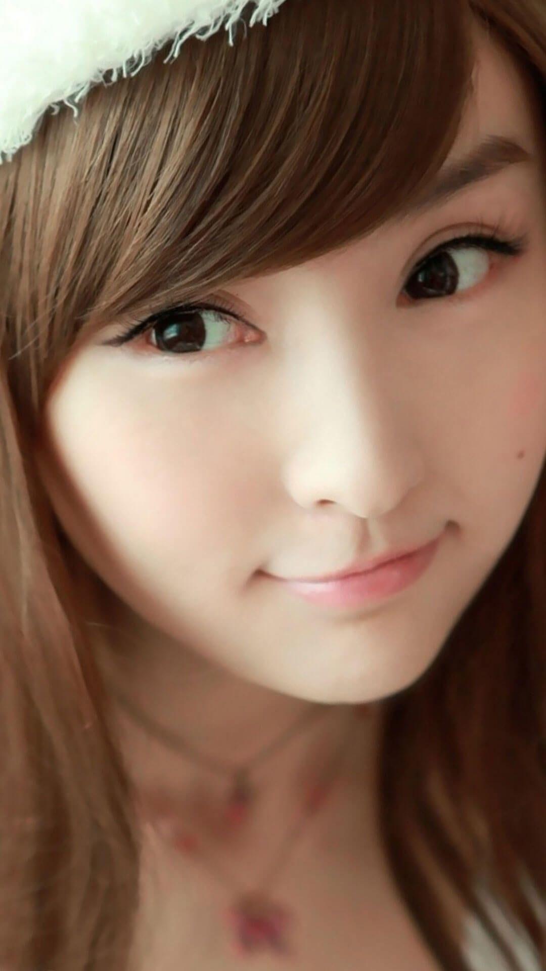 31 Free Cute Aesthetic Wallpapers for Girls (iPhone edition)