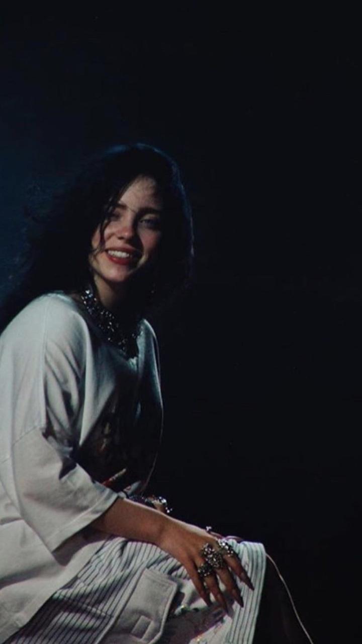 Billie Eilish Aesthetic Black Wallpapers Wallpaper Cave