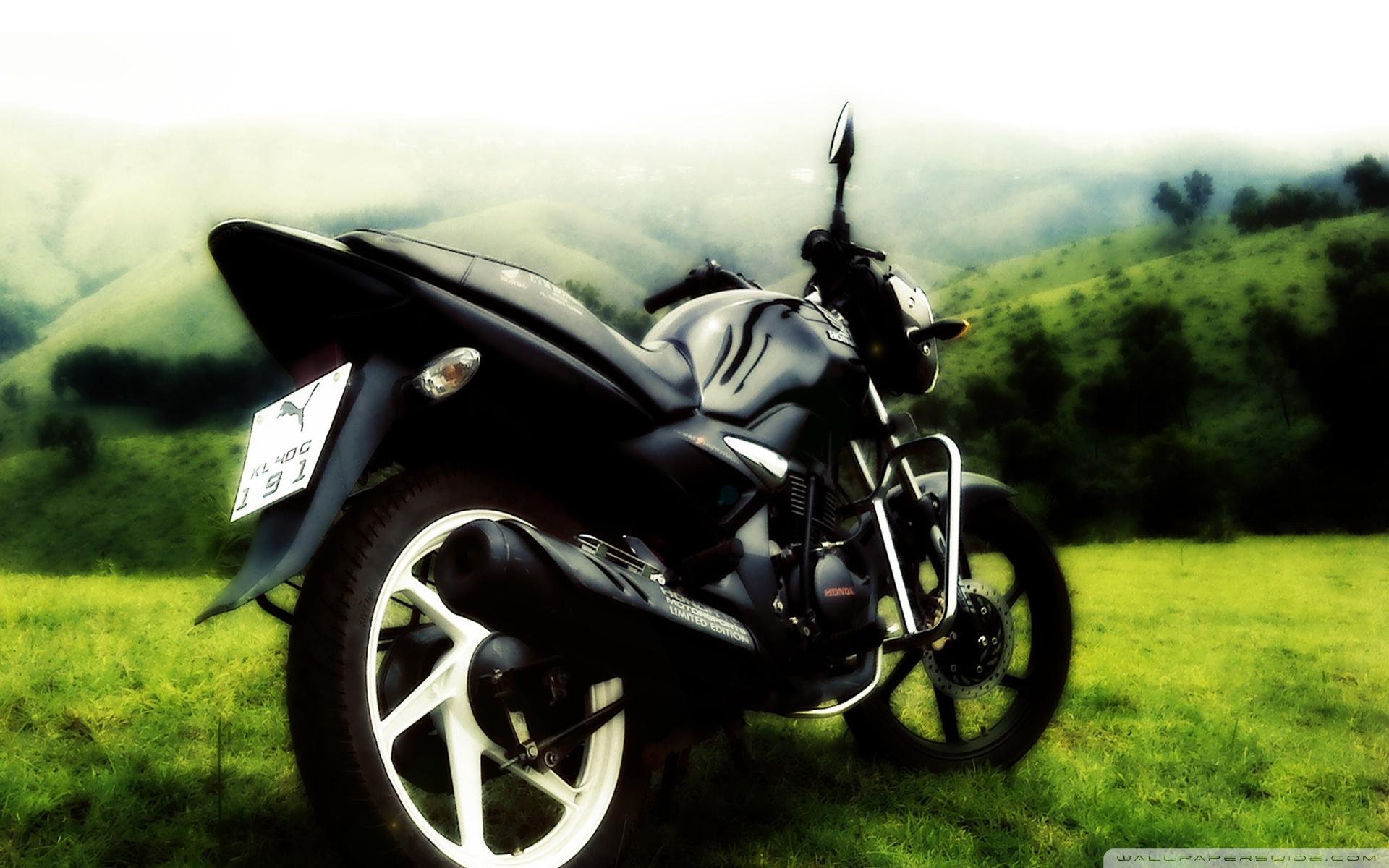 Honda Unicorn Black Wallpaper