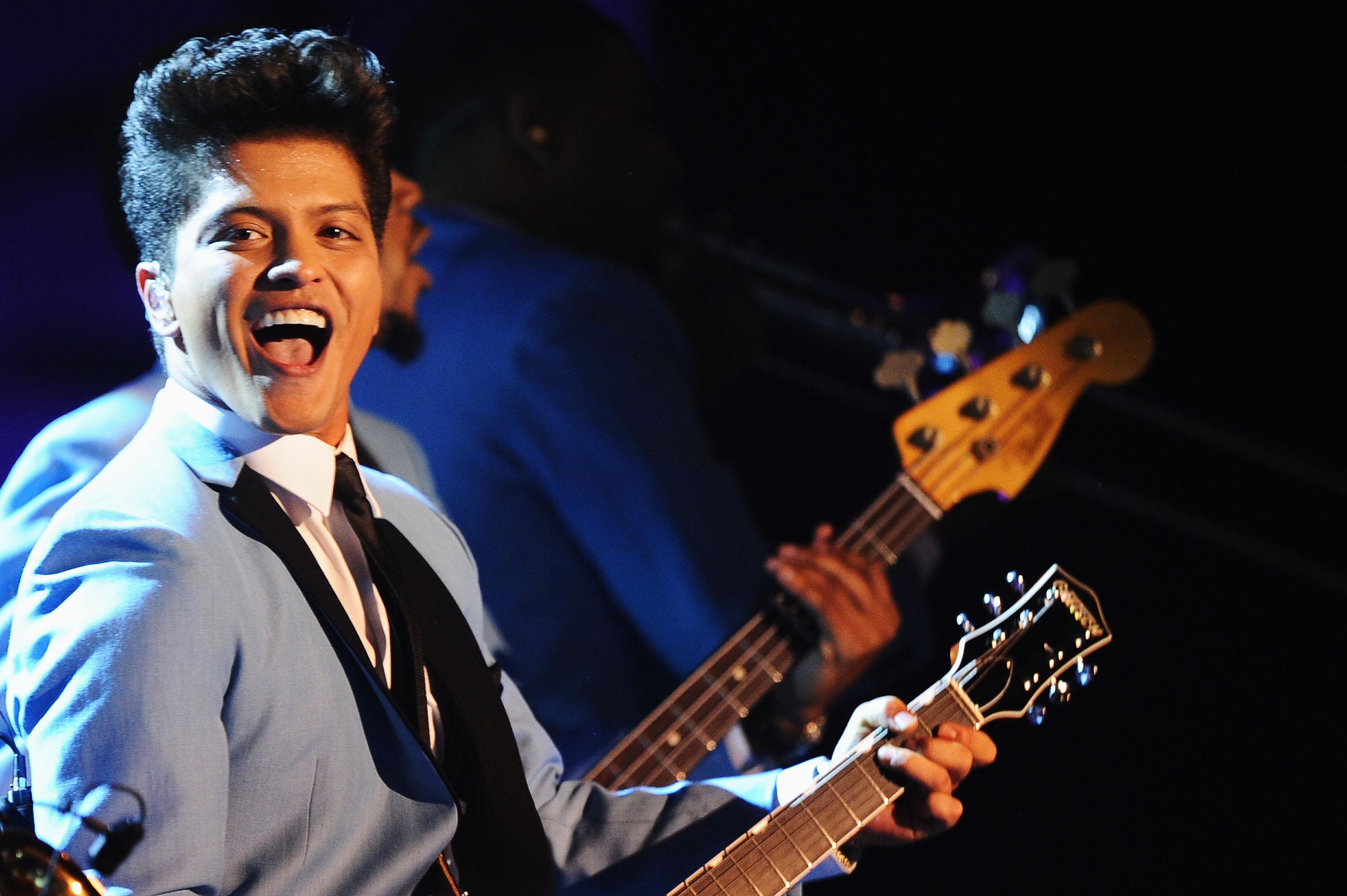 Bruno Mars Computer Wallpapers Wallpaper Cave