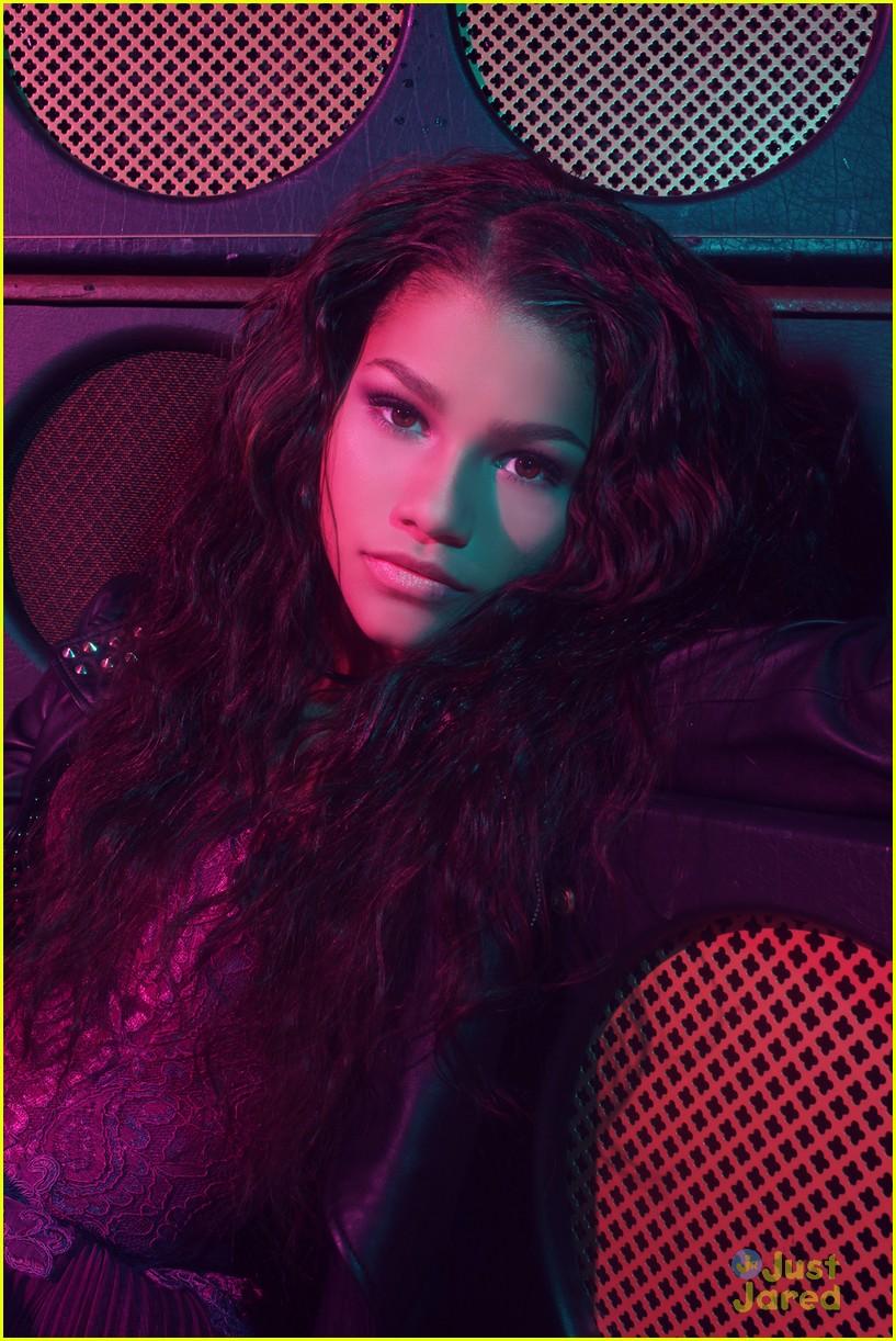 Zendaya iPhone Wallpapers Wallpaper Cave