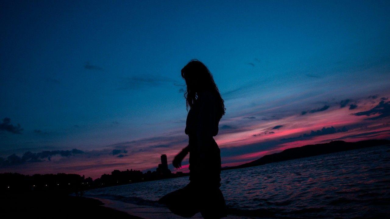 Girl And Sky Wallpapers Wallpaper Cave