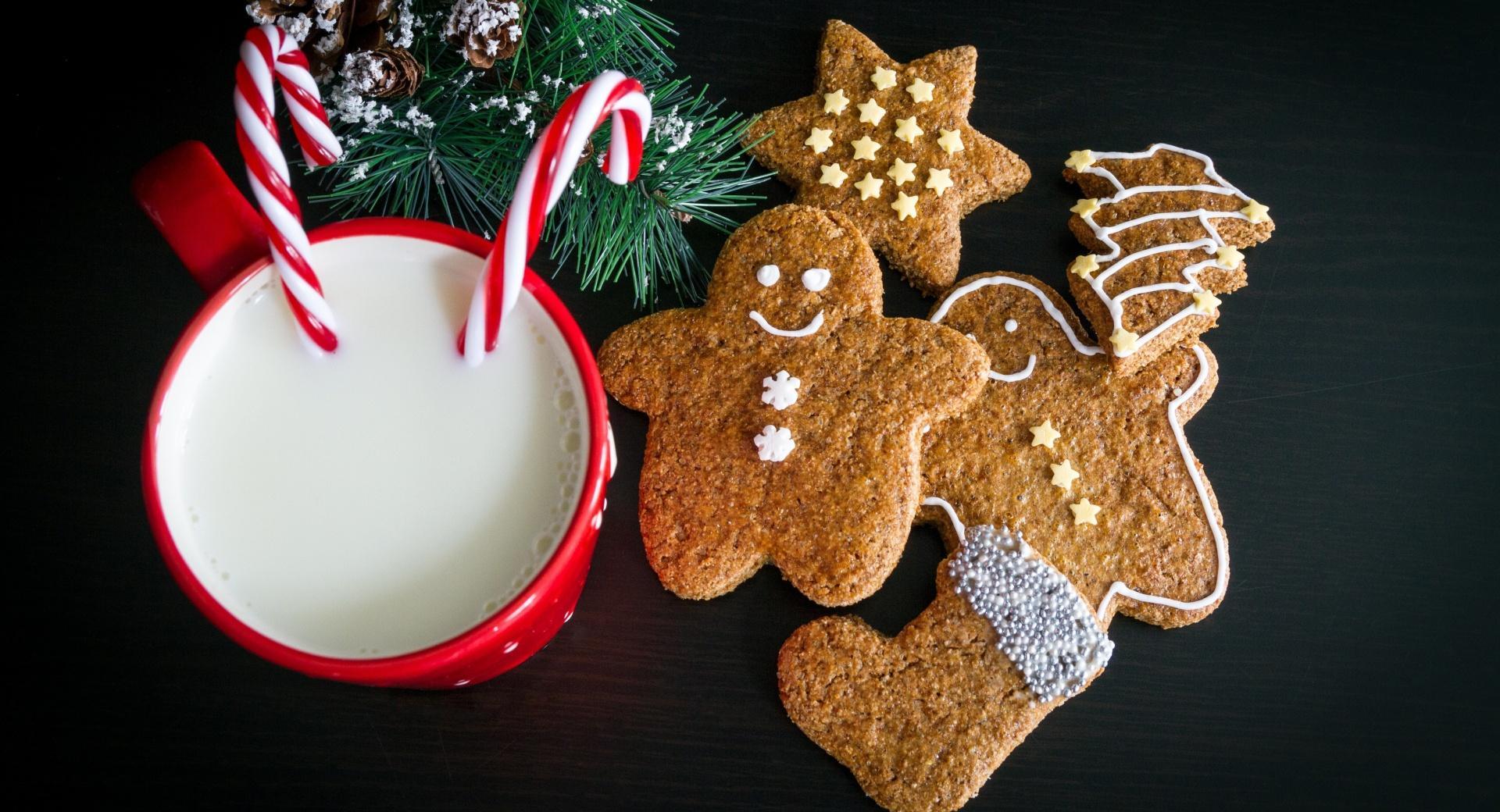 Cookie And Milk Santa Wallpapers Wallpaper Cave