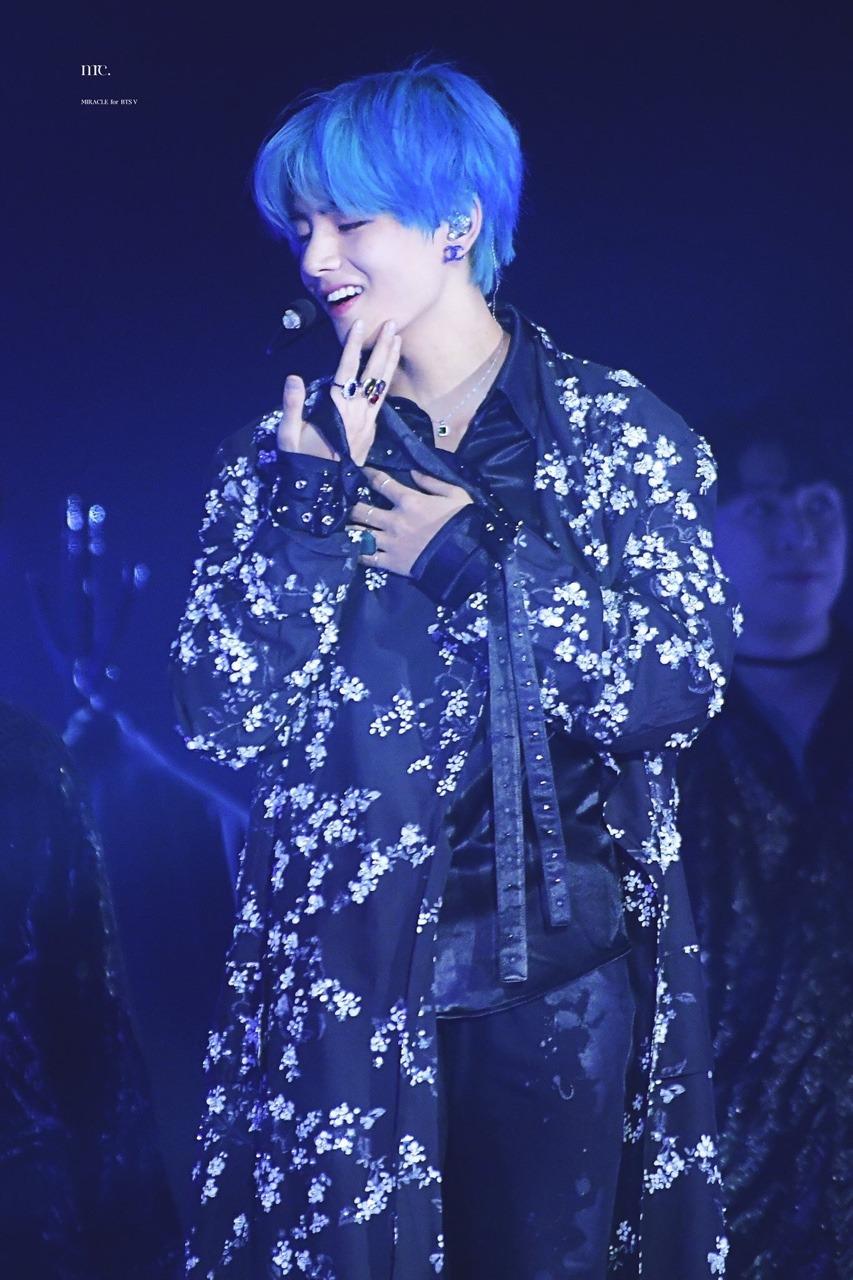 Taehyung Blue Hair Wallpapers Wallpaper Cave