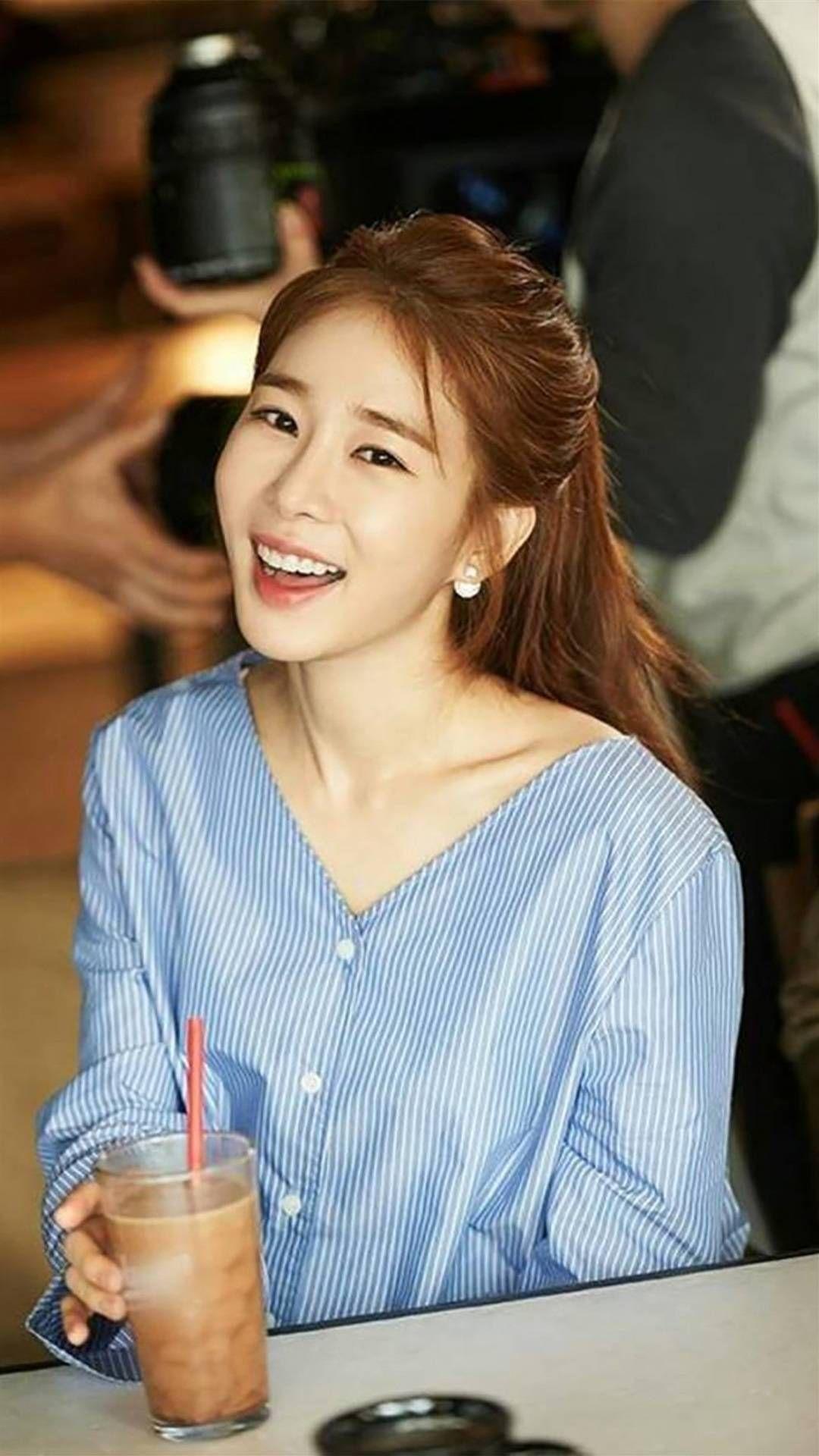Yoo In-na Wallpapers - Wallpaper Cave