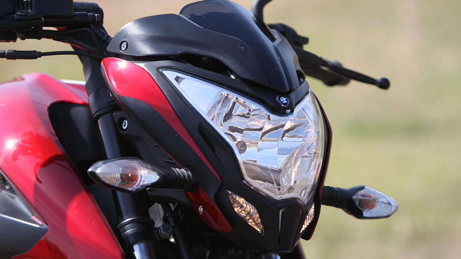 Ns 200 Red And Black Hd Wallpaper musicforruby