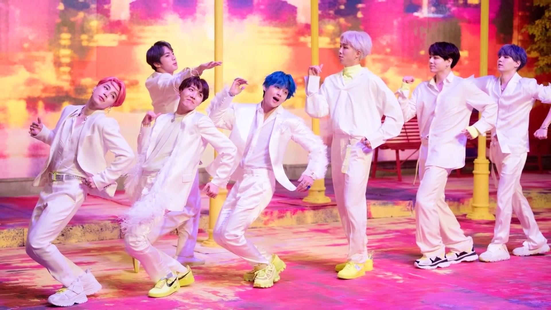 BTS Boy With Luv Desktop Wallpapers Wallpaper Cave