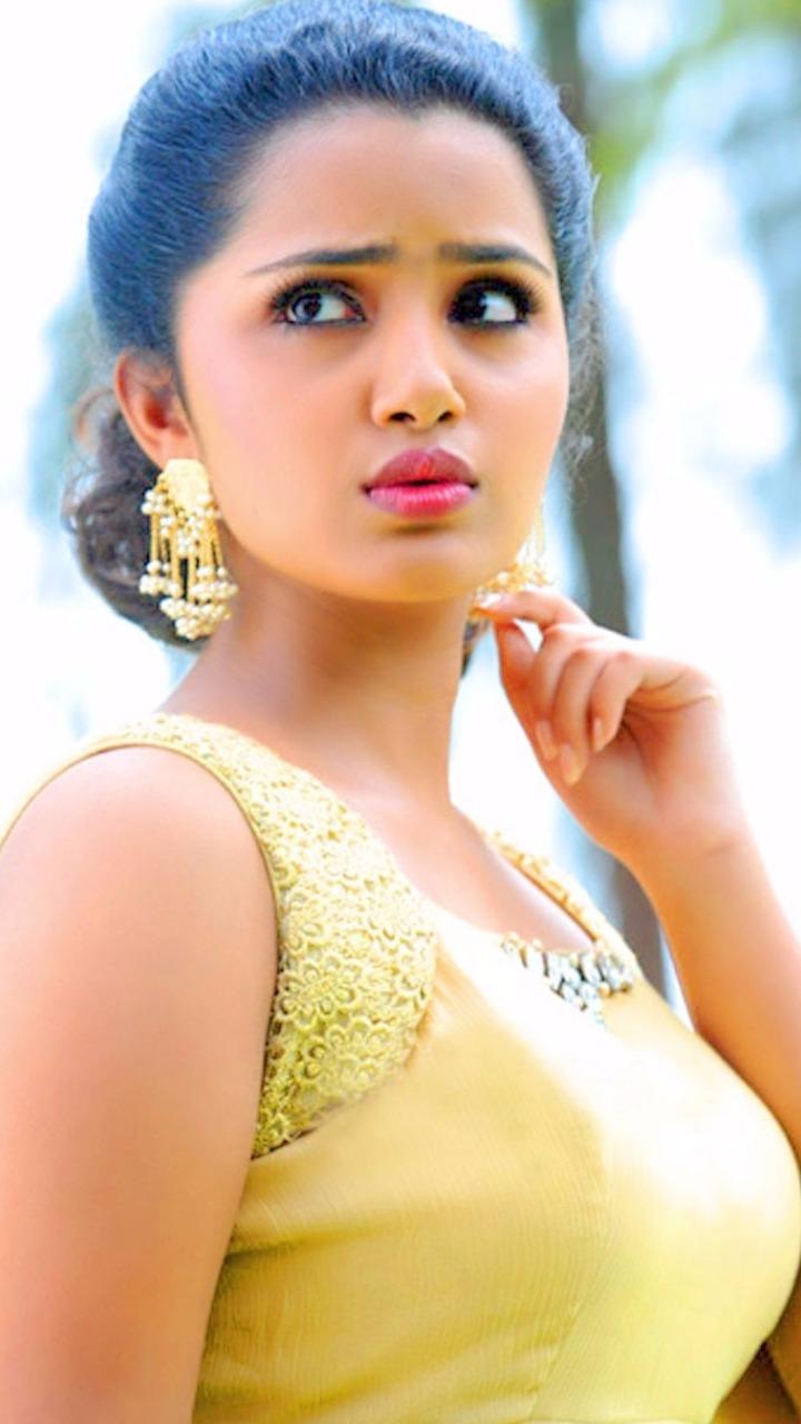 South Indian Actress Mobile Wallpapers Wallpaper Cave