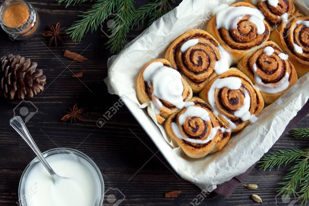 Cinnamon Rolls Wallpapers Wallpaper Cave