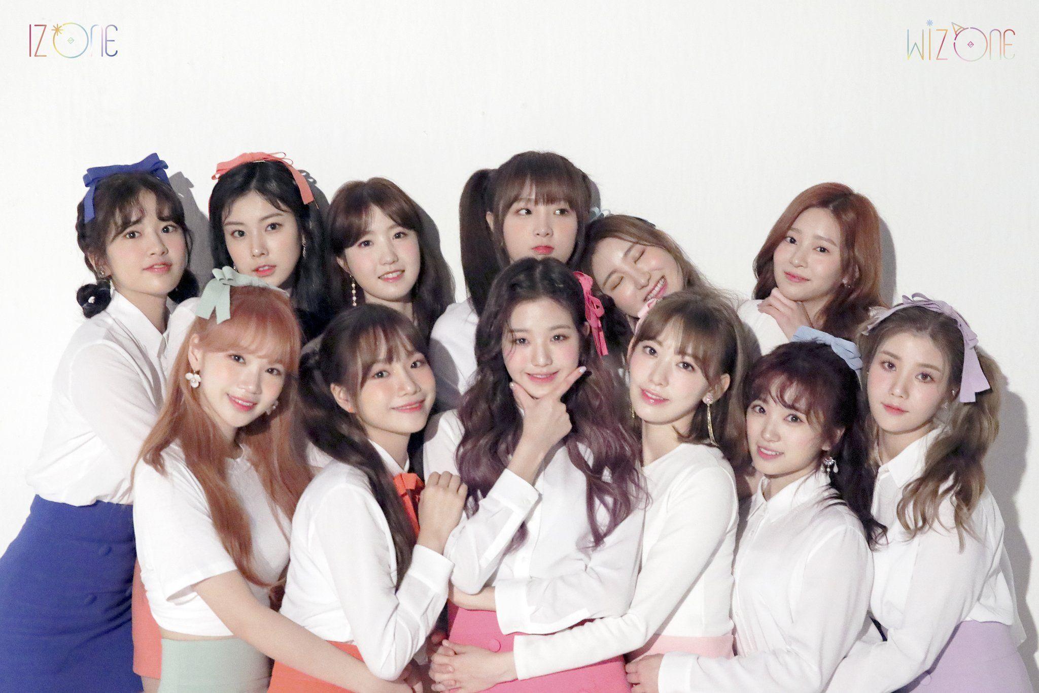 Izone Desktop Wallpapers Wallpaper Cave