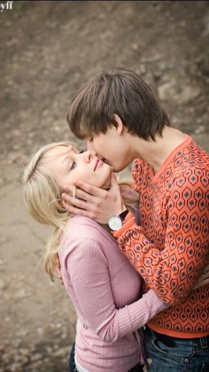 Girls And Boys Kisses Wallpapers Wallpaper Cave