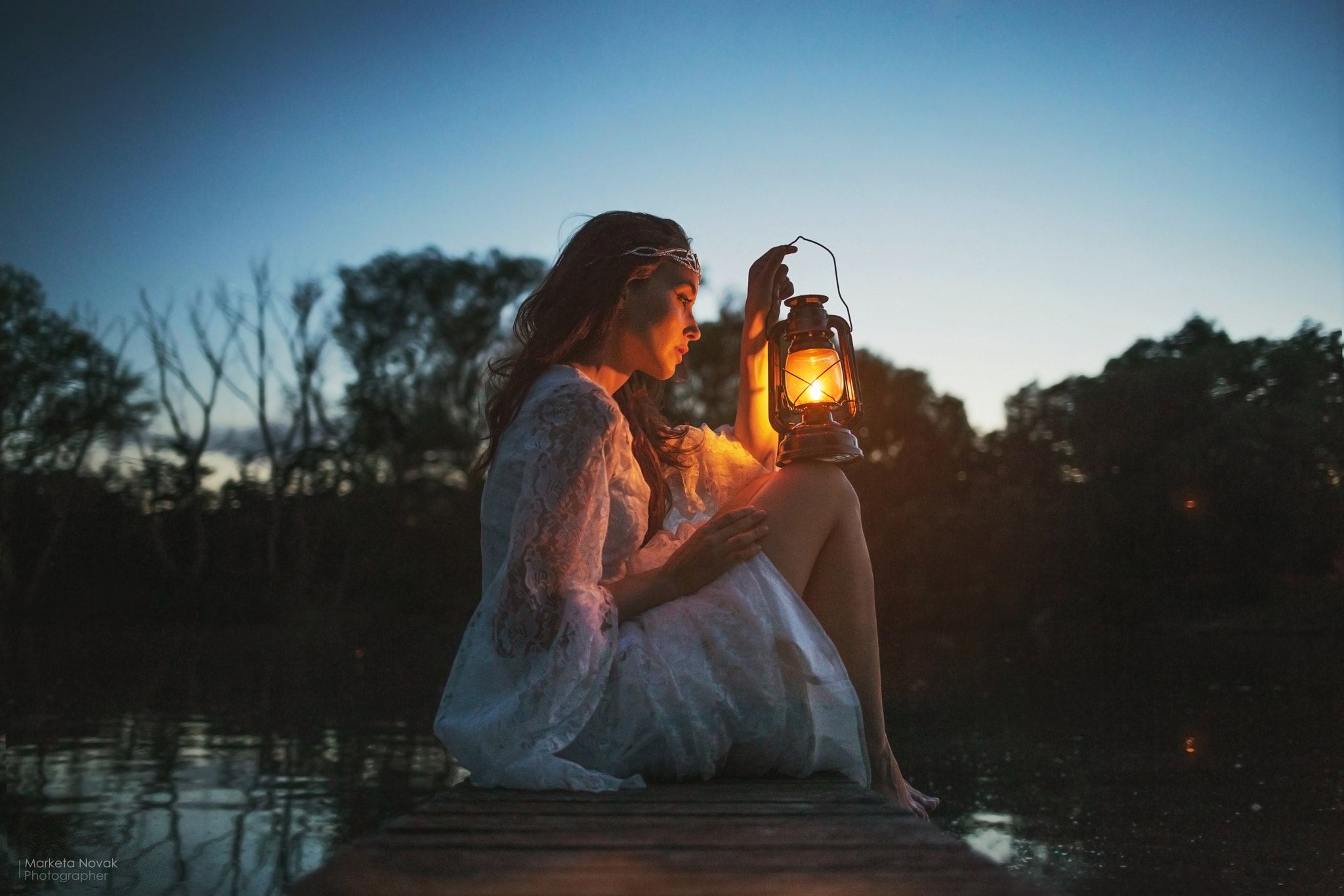 Girl With Lantern Wallpapers Wallpaper Cave