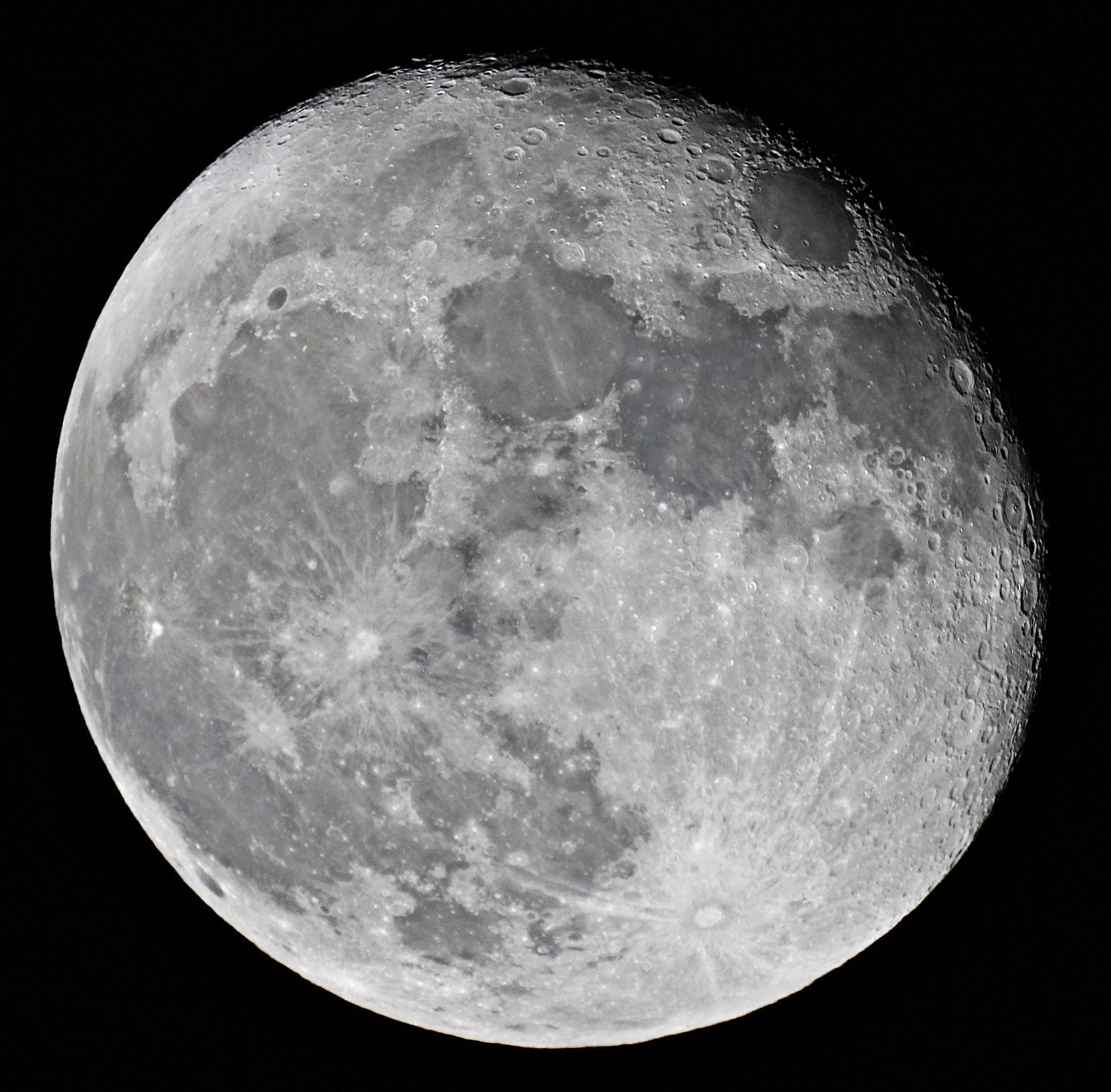 Waning Gibbous Moon Wallpapers Wallpaper Cave