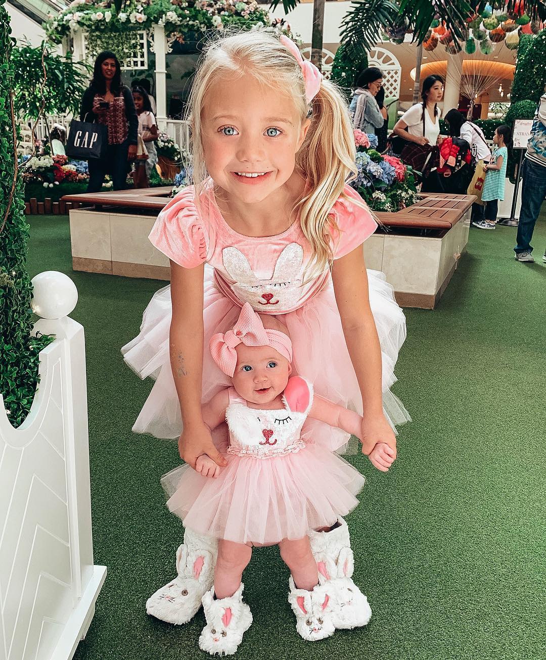 Everleigh Soutas Baby Drawspatula