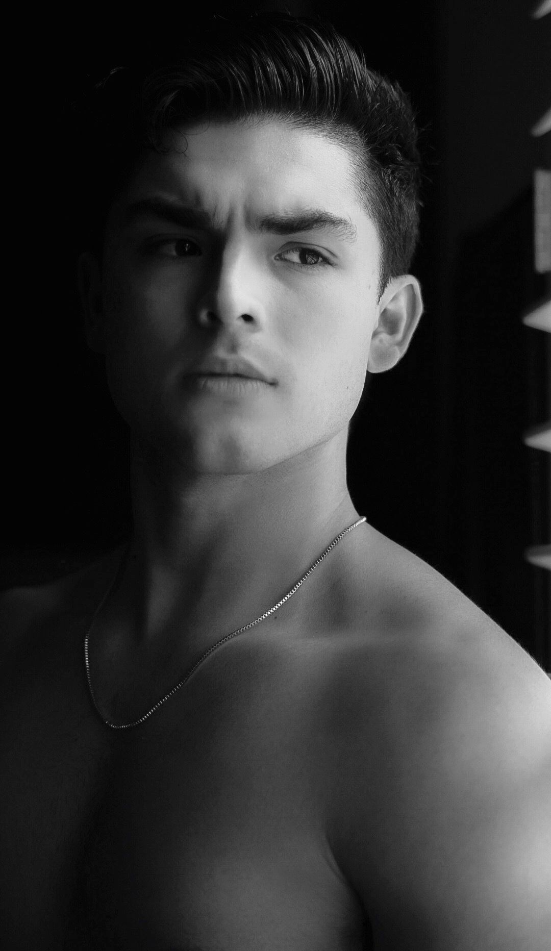 Cesar Diaz On My Block Wallpapers Wallpaper Cave