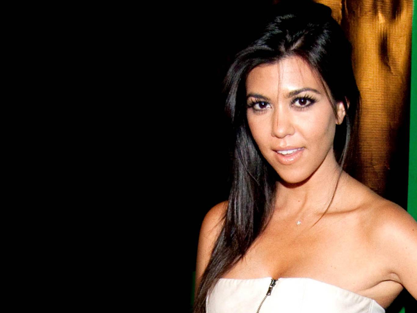 Kourtney Kardashian HD Wallpapers Wallpaper Cave