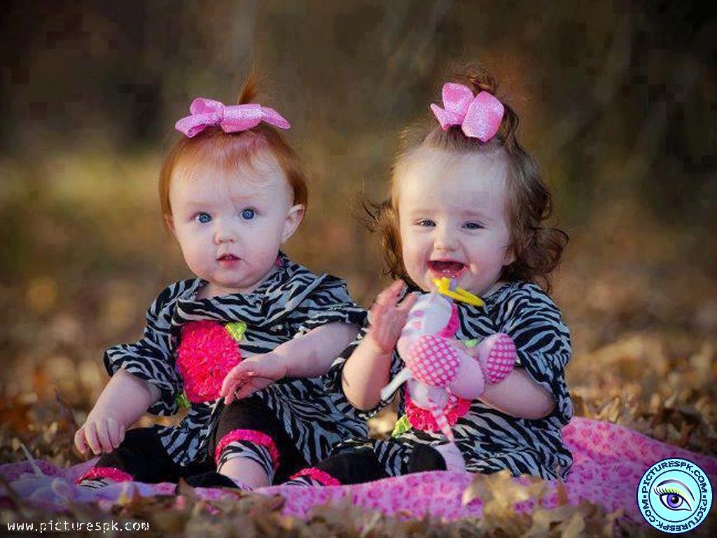 Girl Twins Wallpapers Wallpaper Cave