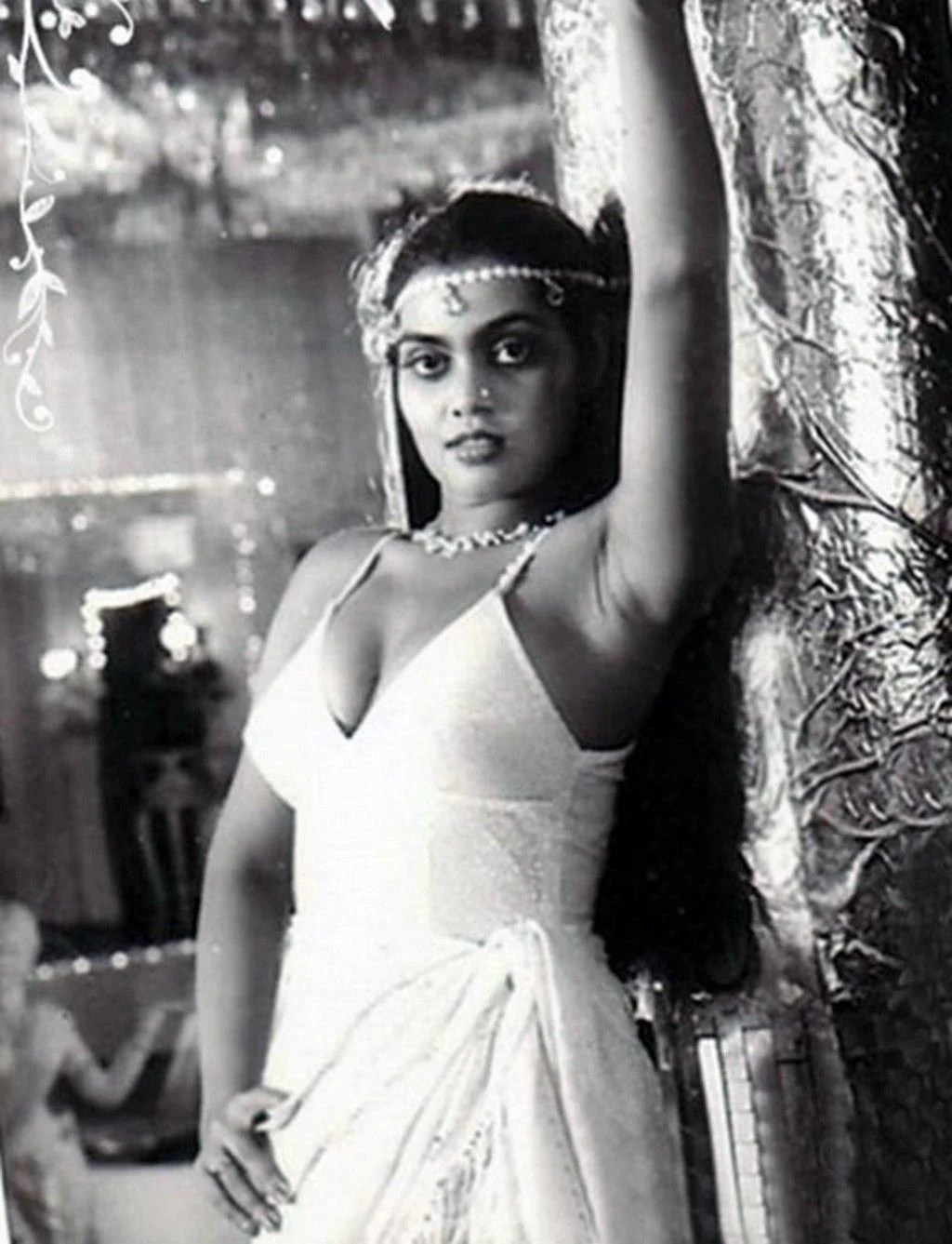 Silk Smitha Wallpapers Wallpaper Cave