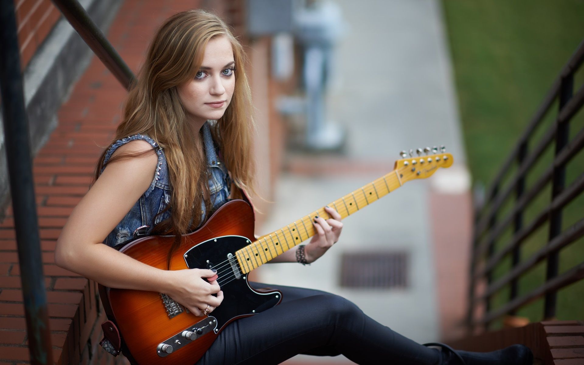 Women Playing Guitar Wallpapers Wallpaper Cave
