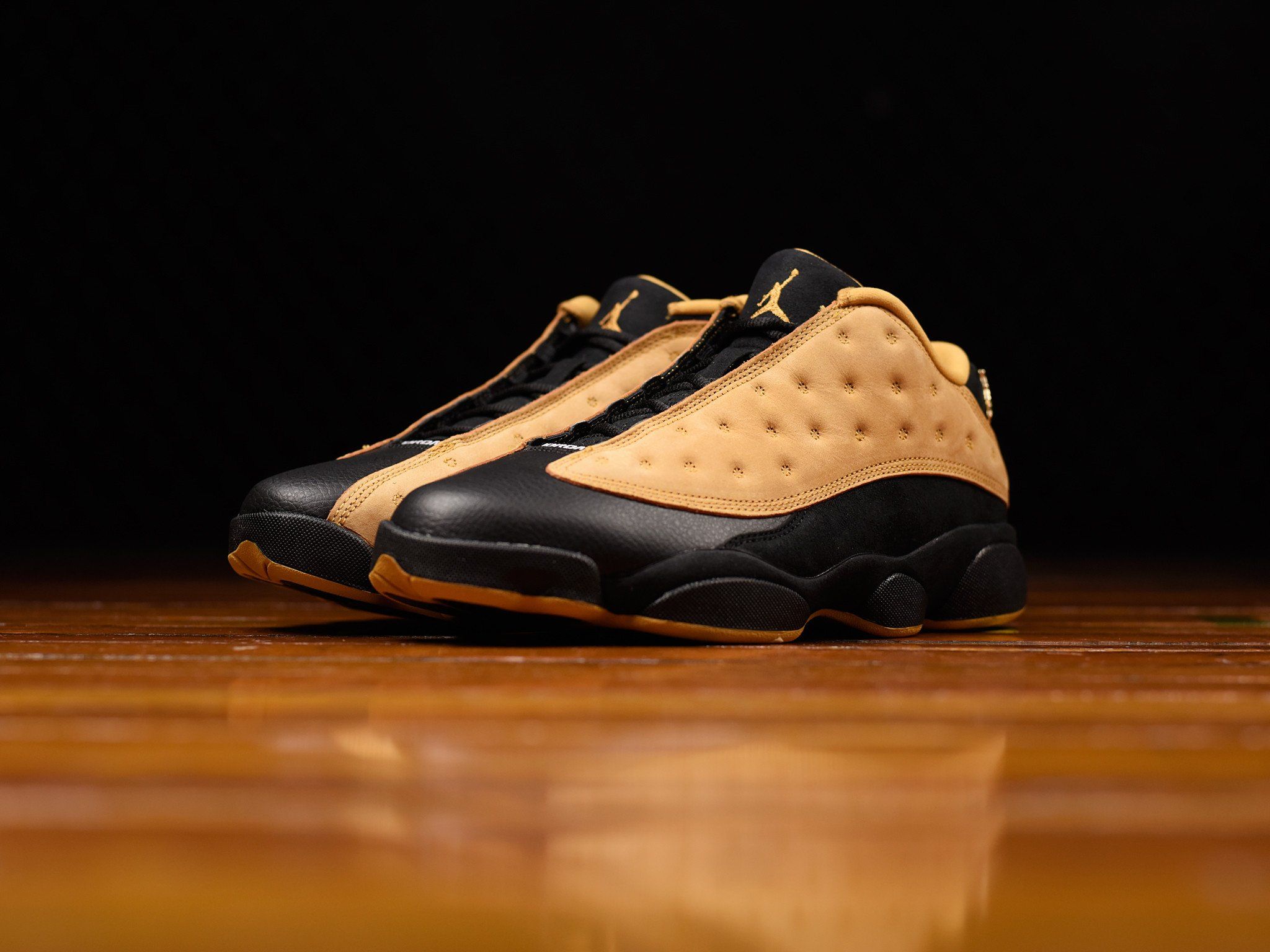 Black And Gold Jordans Wallpapers Wallpaper Cave