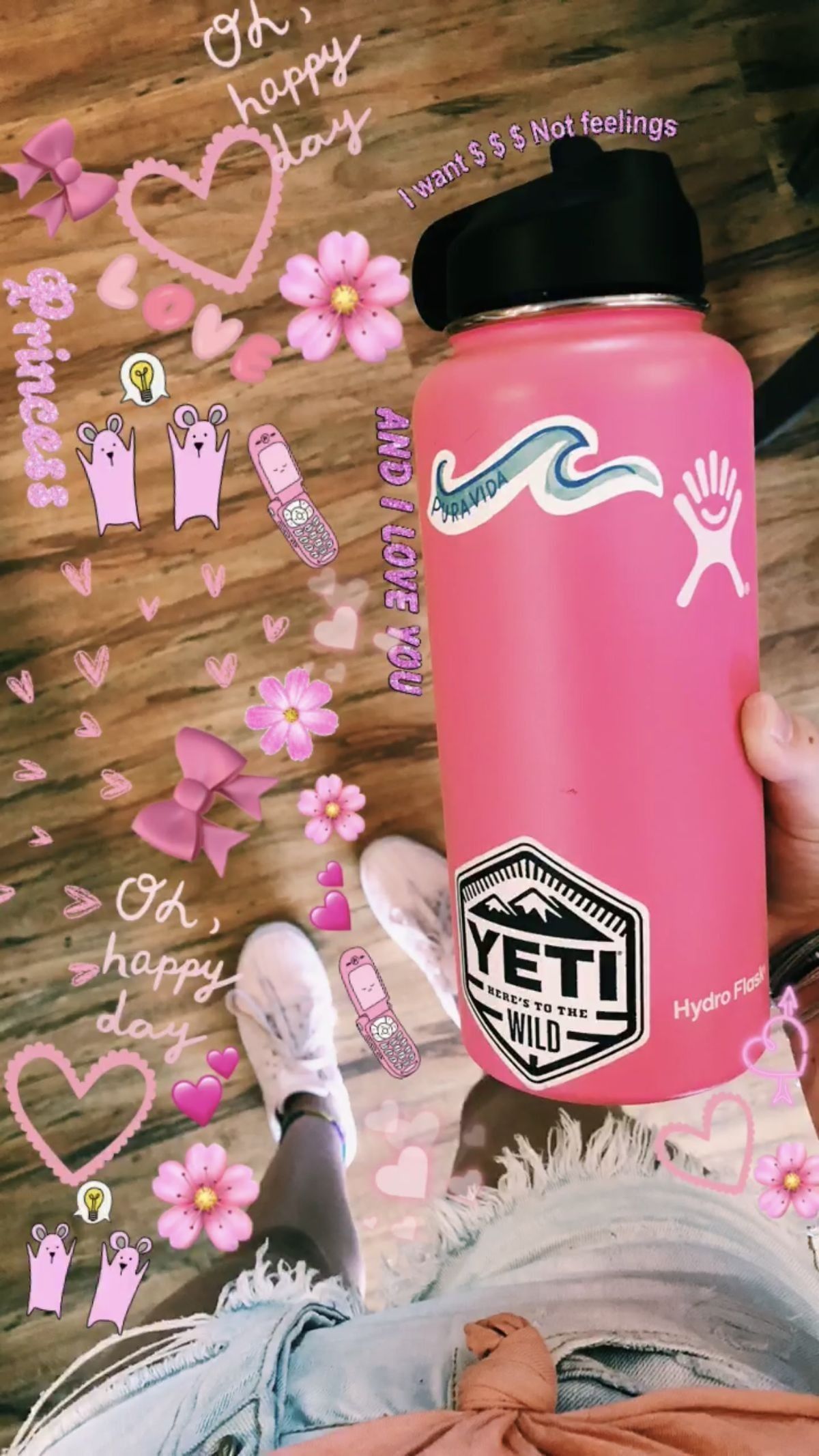 Aesthetic Bottled Water Wallpapers Wallpaper Cave