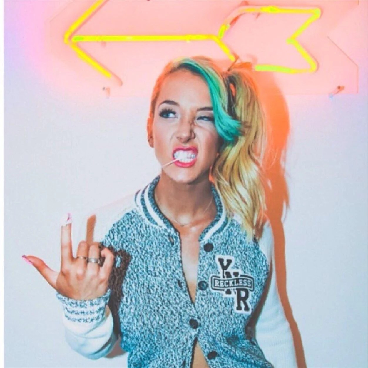 Jenna Marbles Wallpapers - Wallpaper Cave