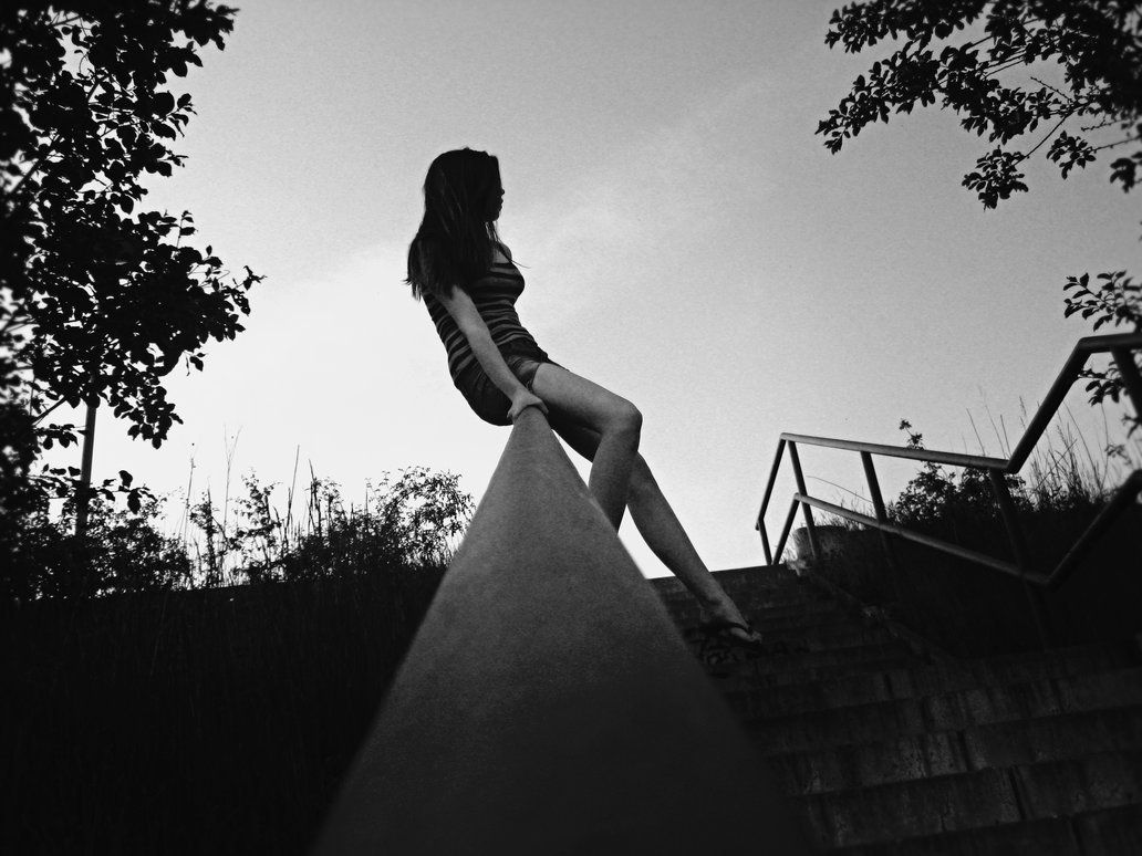 Broke Heart By Girl Wallpapers Wallpaper Cave