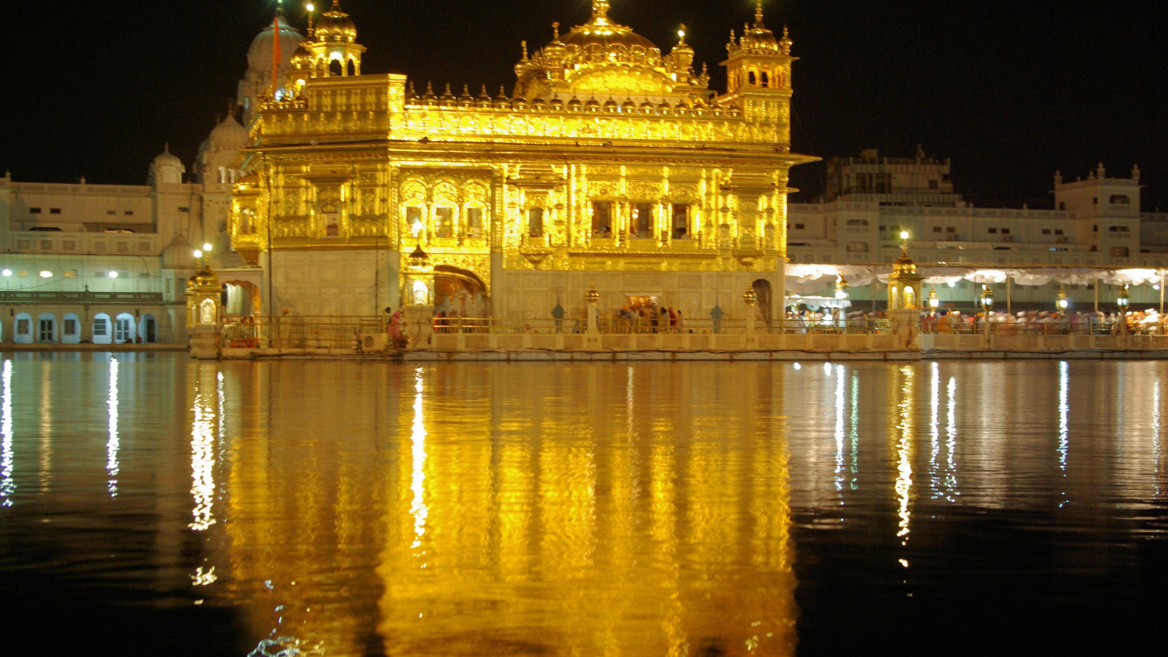 Golden Temple At Night Wallpaper