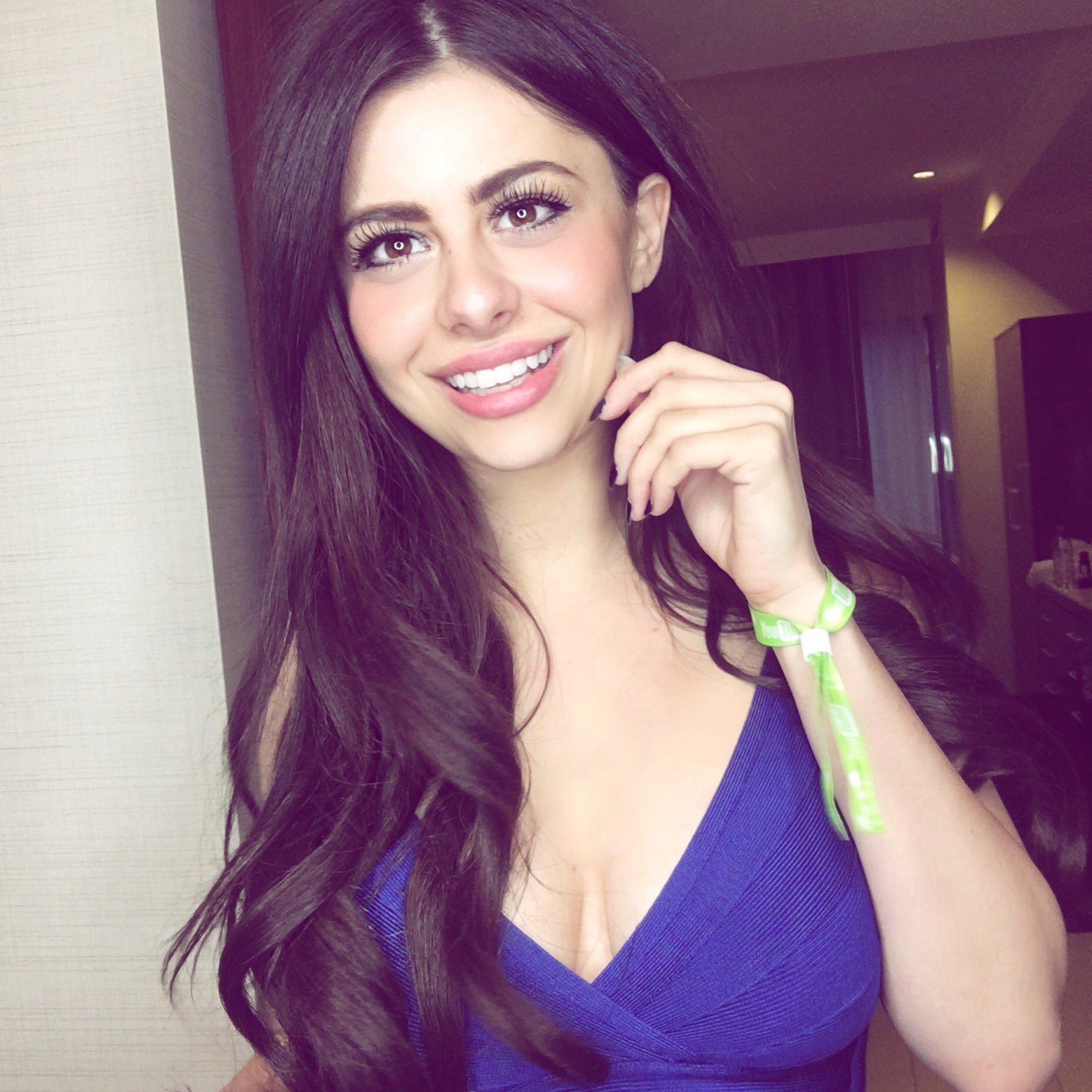 AzzyLand Wallpapers - Wallpaper Cave