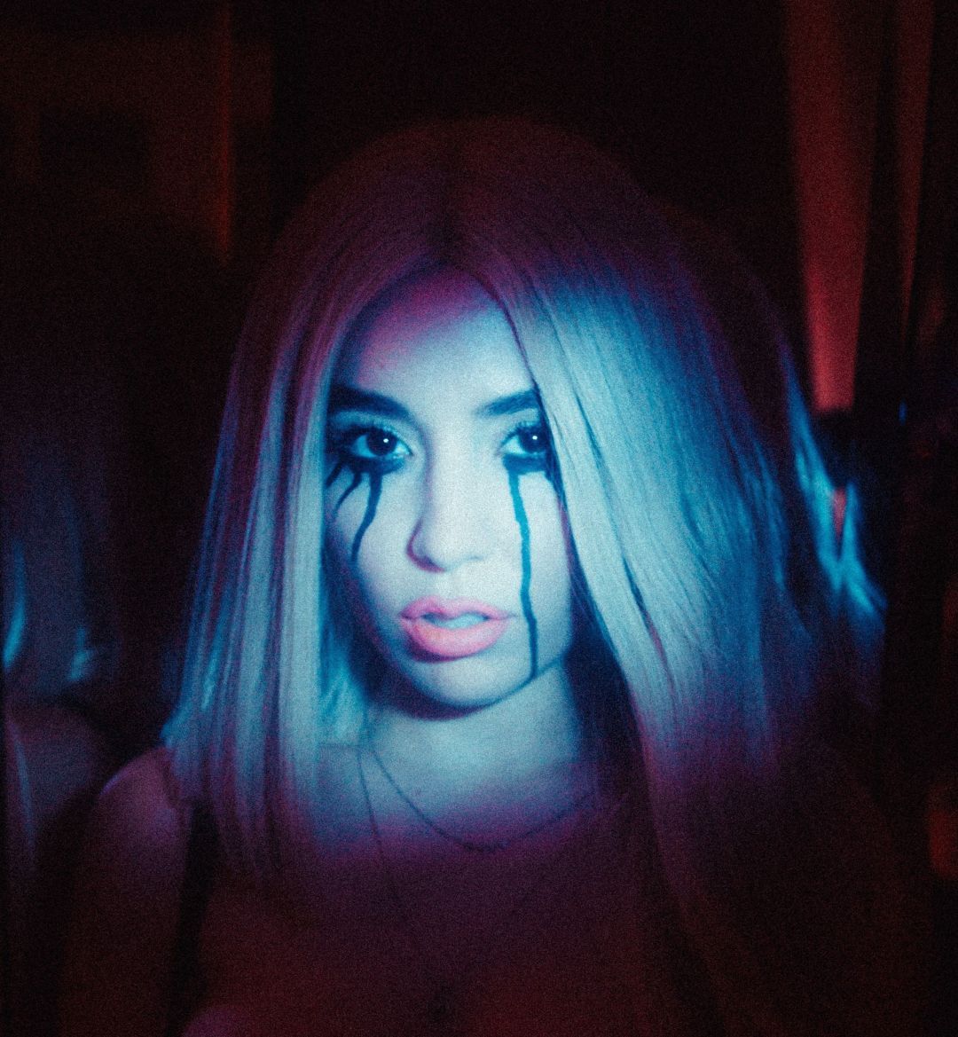 Ava Max iPhone Wallpapers Wallpaper Cave