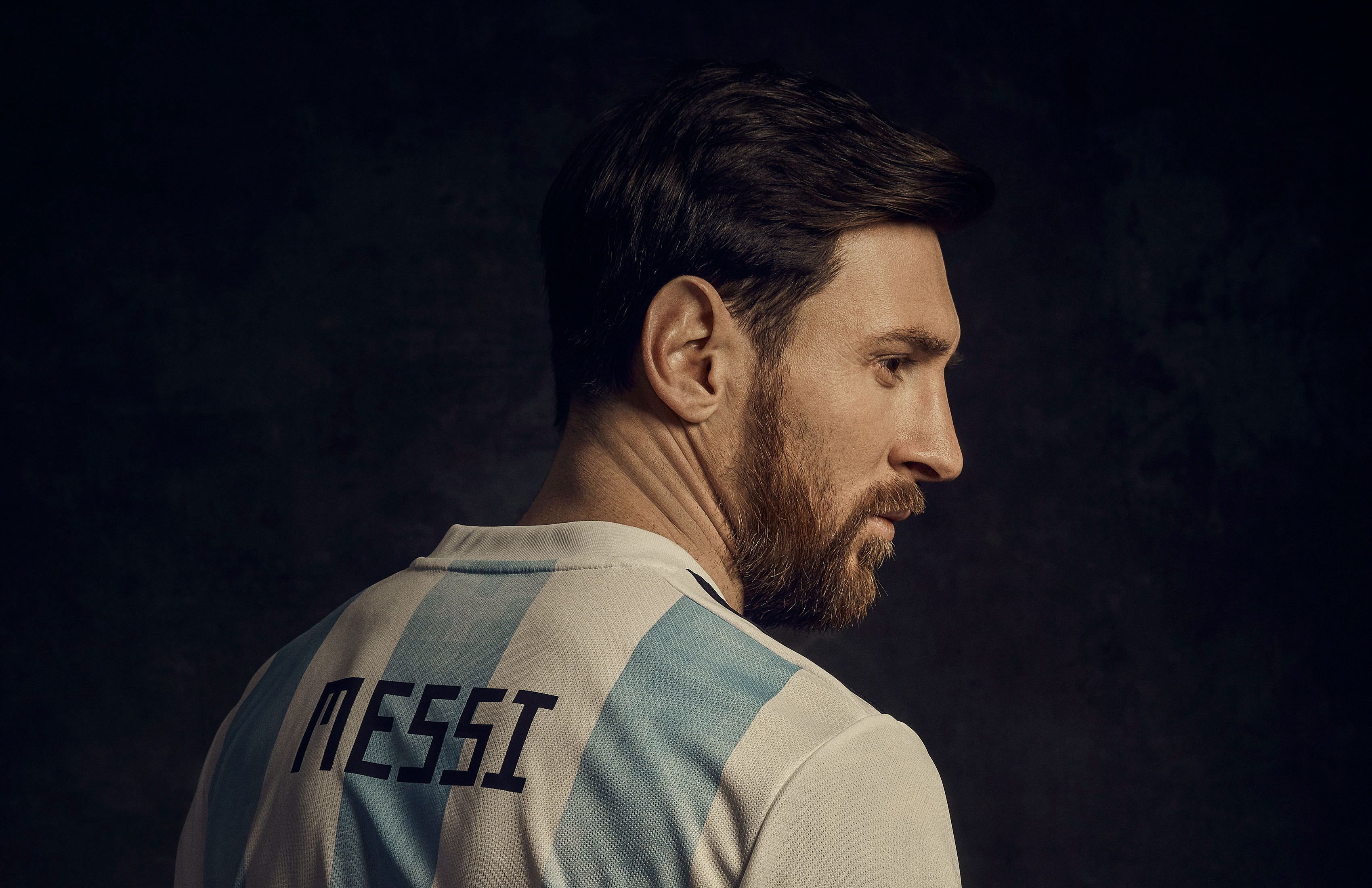 Messi Black And White Wallpaper