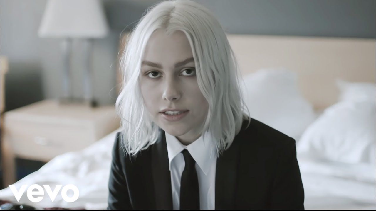 Phoebe Bridgers Wallpapers Wallpaper Cave