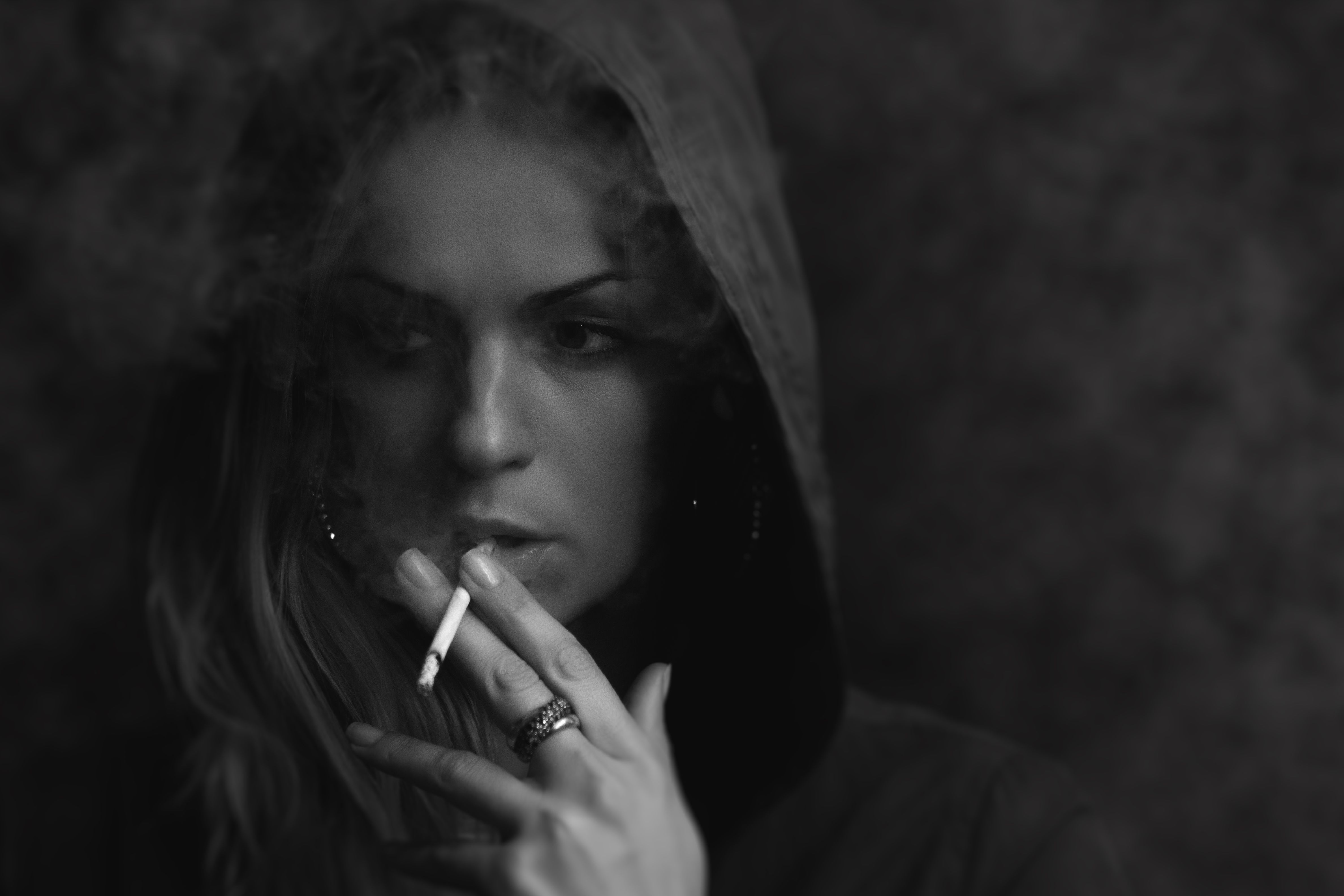Smoking Girl Dark Wallpapers Wallpaper Cave