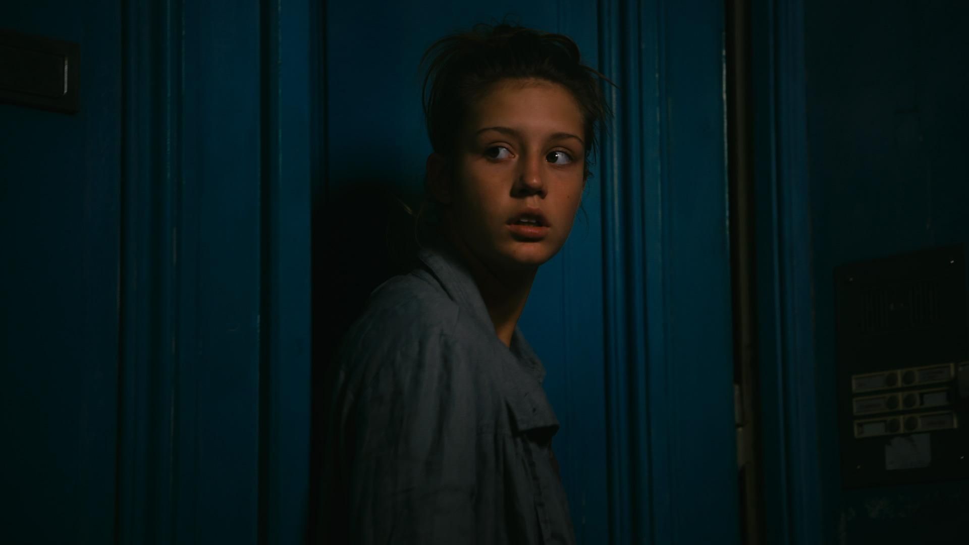 Blue Is The Warmest Colour Wallpapers Wallpaper Cave