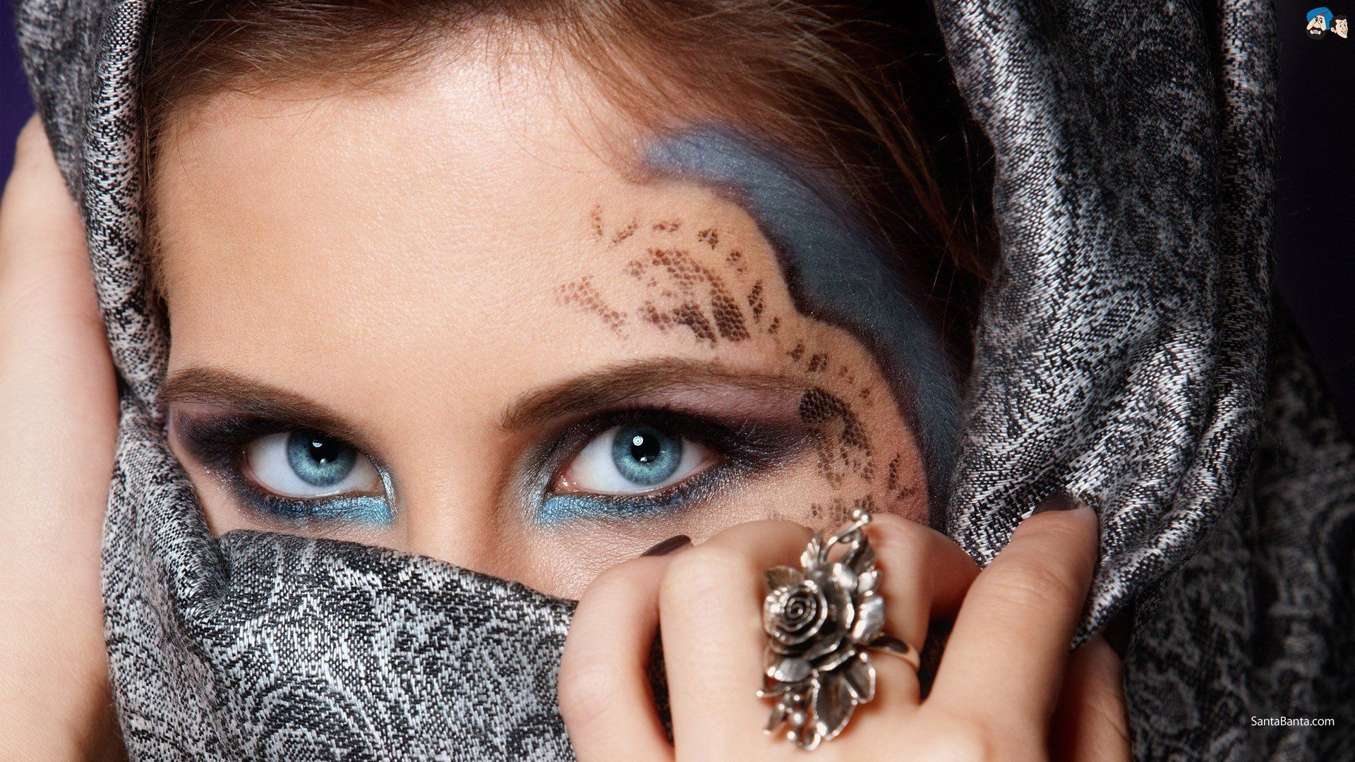 Arabic Eyes Wallpaper