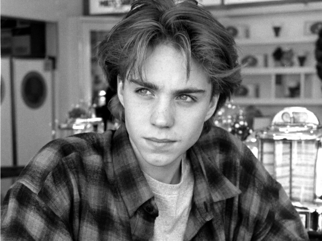 Jonathan Brandis Wallpapers Wallpaper Cave