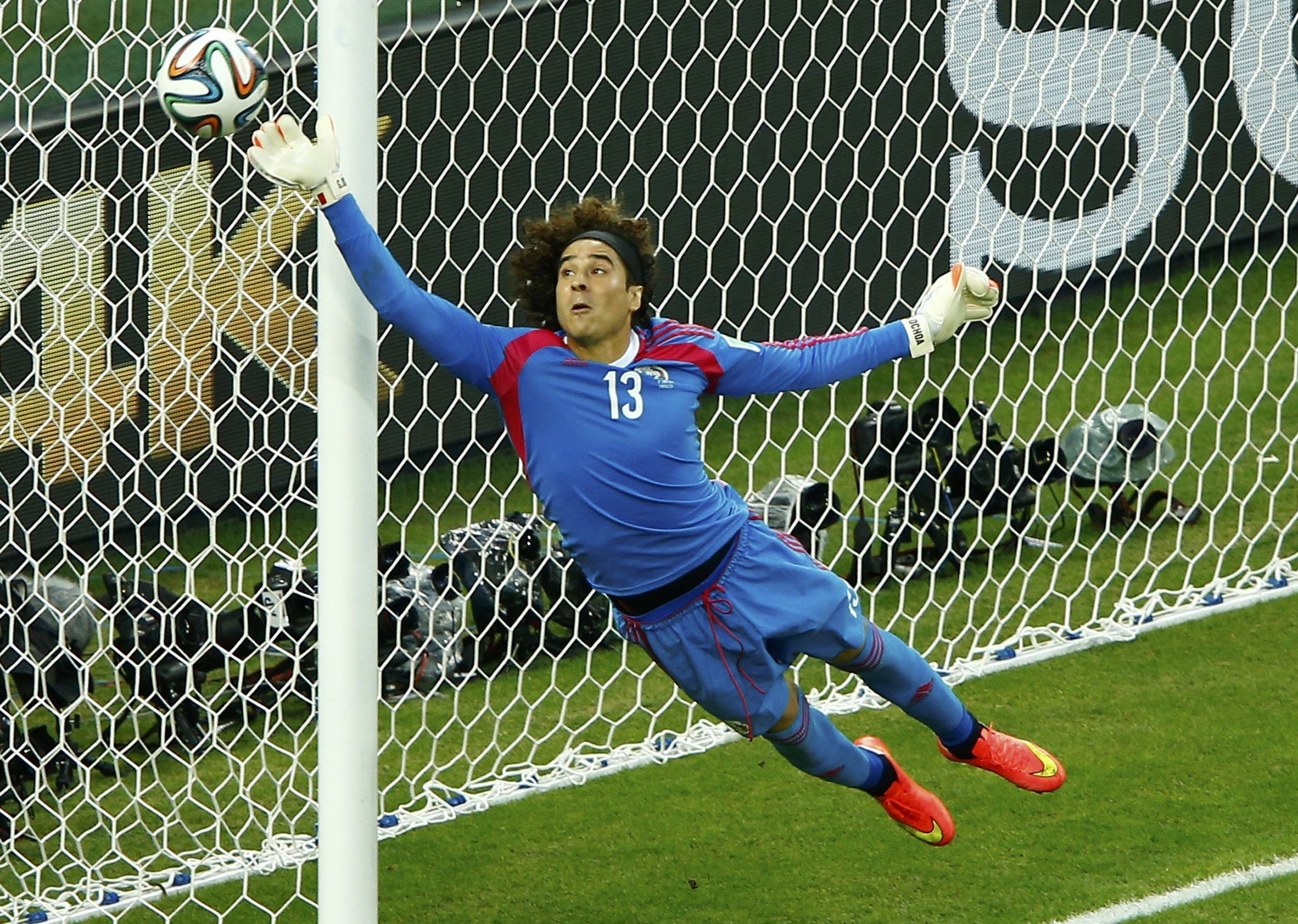 Memo Ochoa Wallpapers Wallpaper Cave