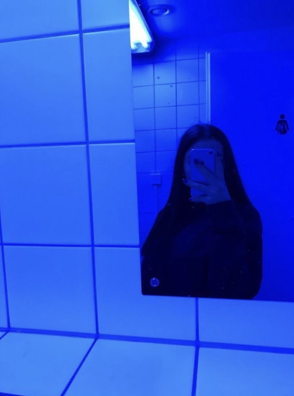 Blue Aesthetic Girl Wallpapers Wallpaper Cave