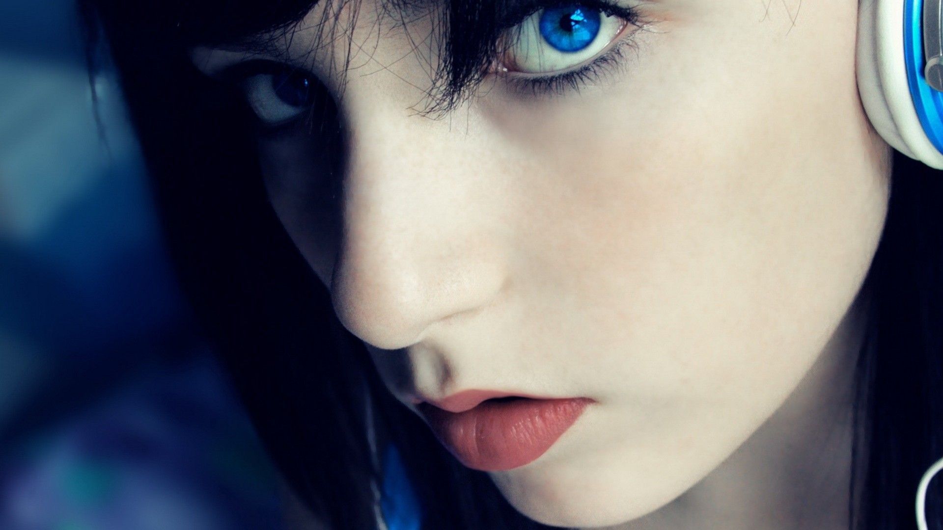 Blue Eyes Girls Wallpapers Wallpaper Cave
