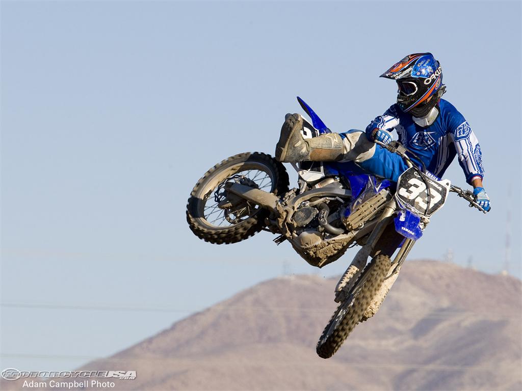 Dirt Bike Doing Wheelies Wallpapers Wallpaper Cave