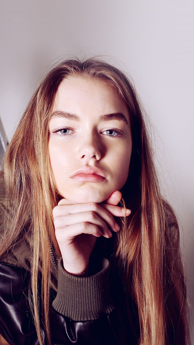 Cute Girl For iPhone Wallpapers Wallpaper Cave