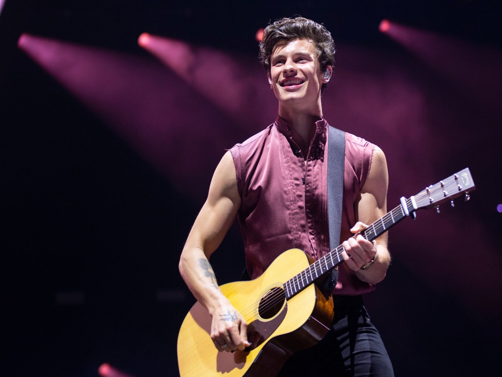 Shawn Mendes Concert Wallpapers Wallpaper Cave