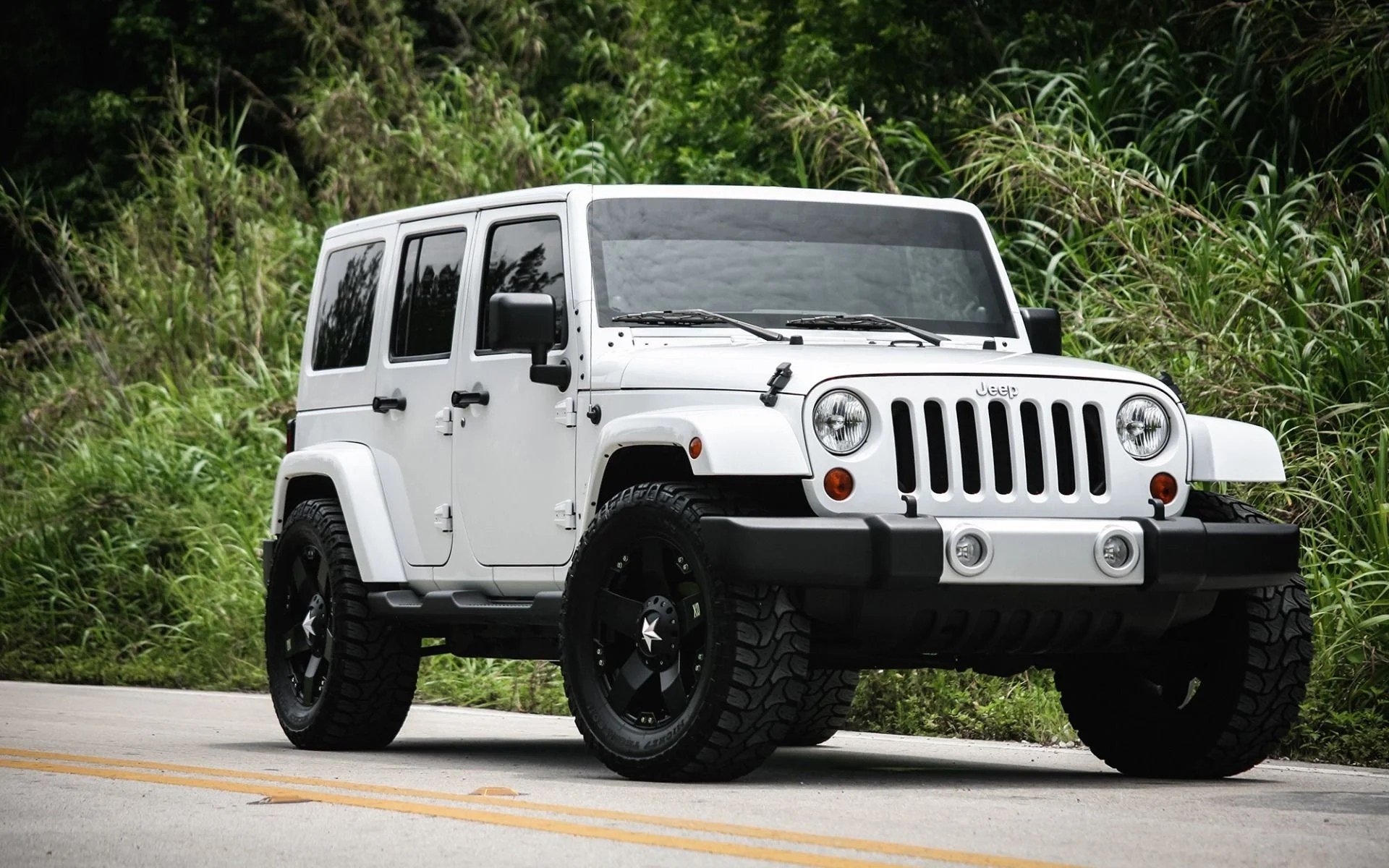 White Jeep Wallpapers Wallpaper Cave